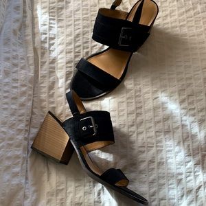 block heel sandal